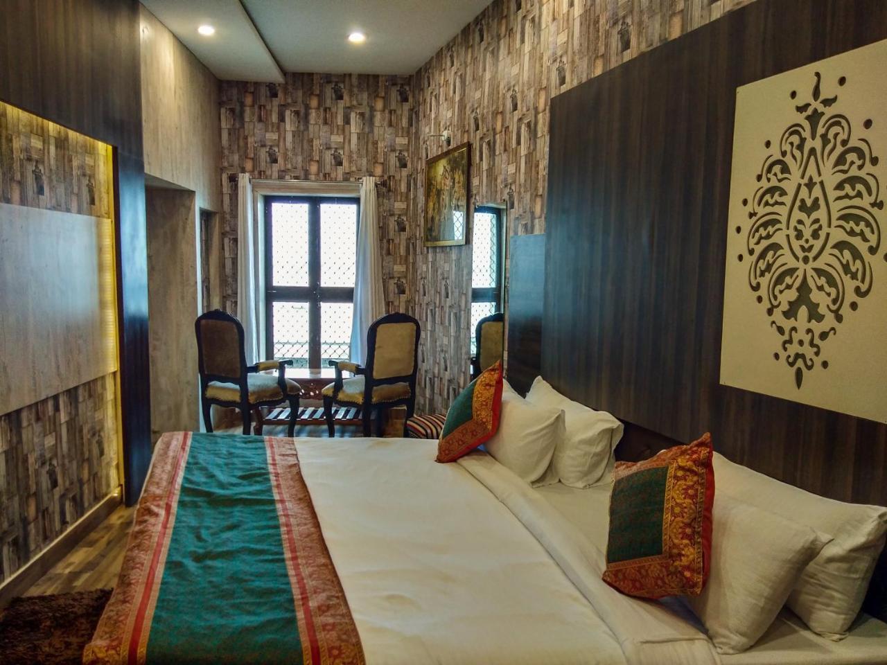 Dwivedi Hotels Sri Omkar Palace Bénarès Extérieur photo